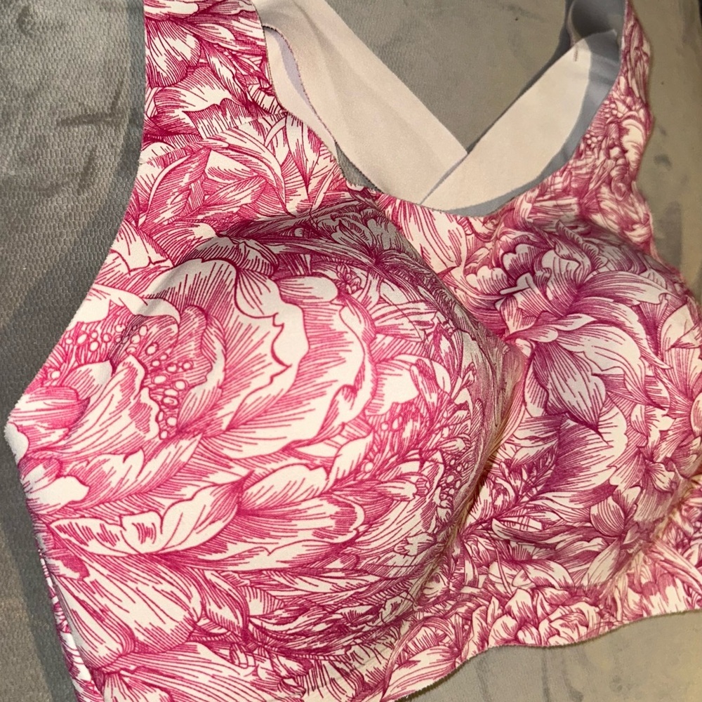 Lululemon Athletica Pink and White Floral Bra